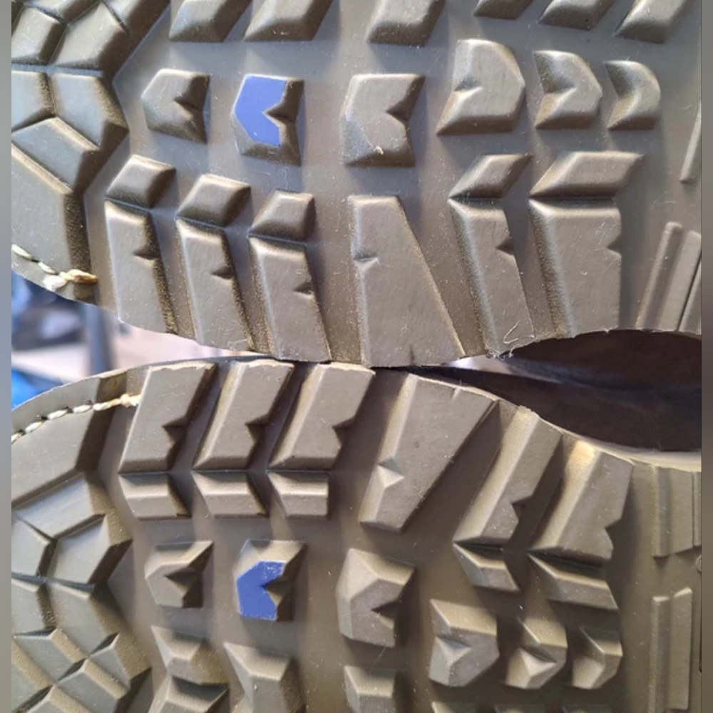 Vibram Men's Tan Combat Boots - Picture 10 of 10